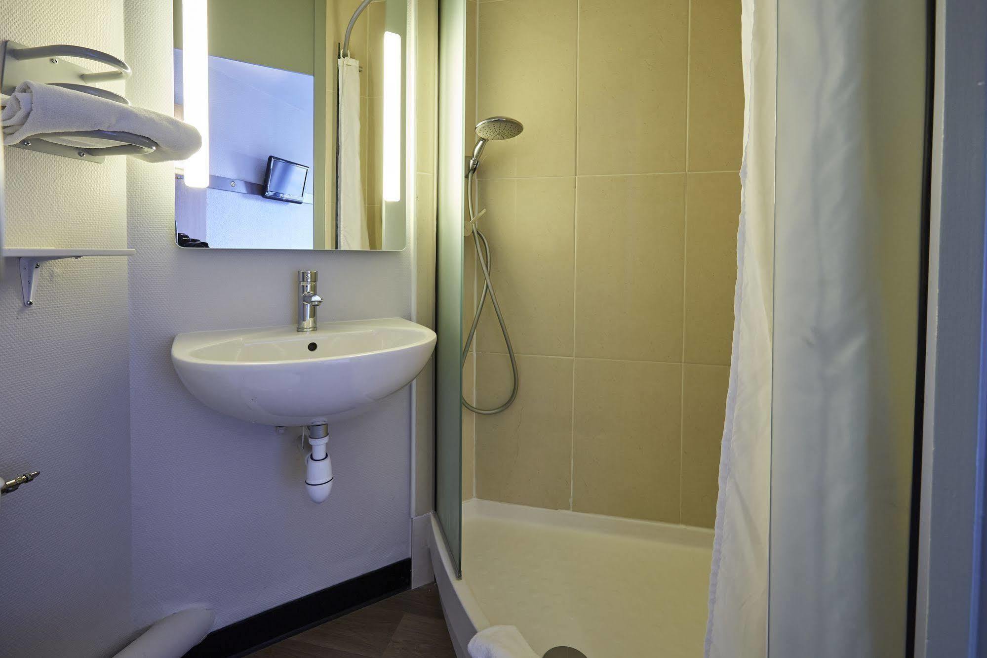 B&B Hotel Colmar Vignobles Ouest Wintzenheim Exterior foto
